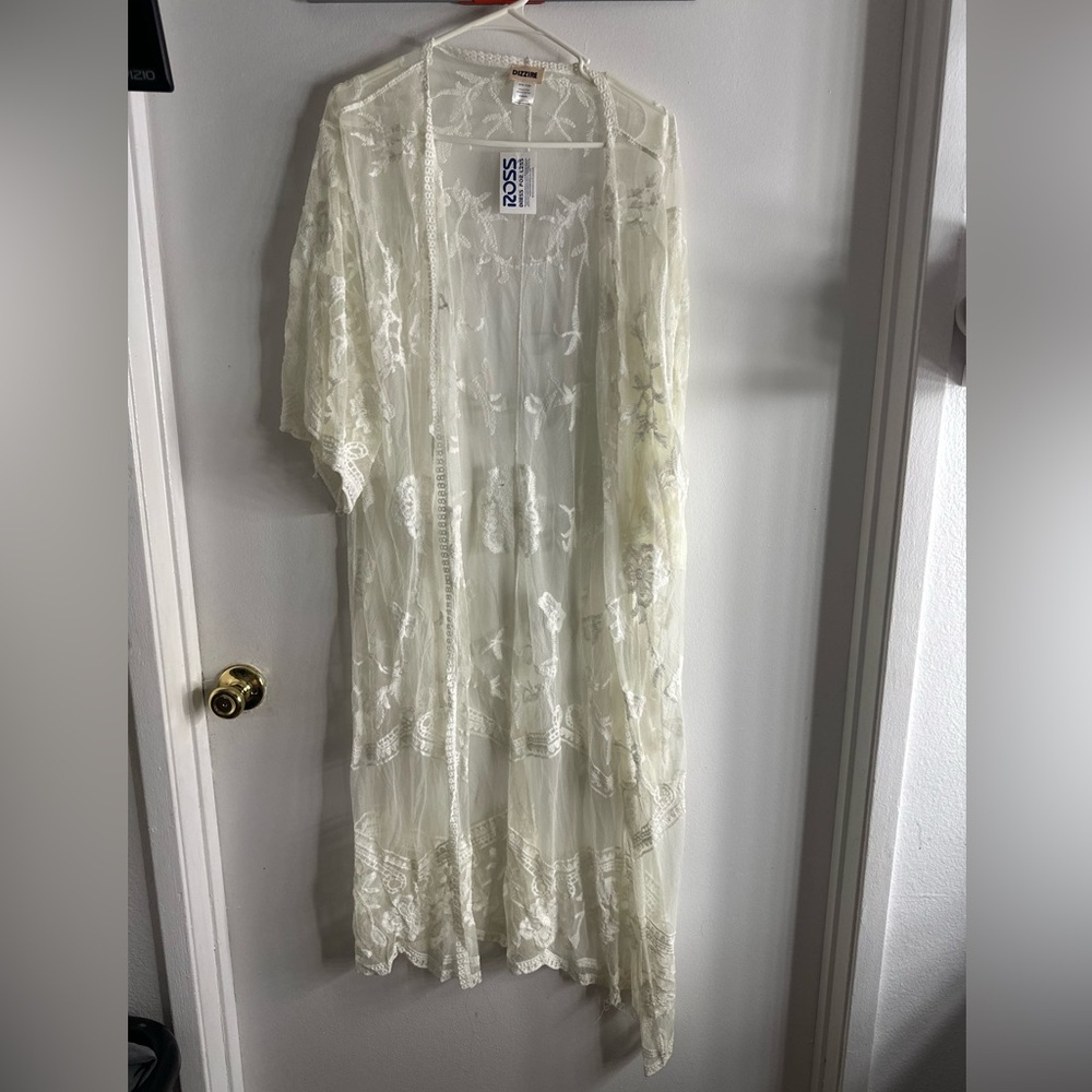Sheer Cream Lace Kimono